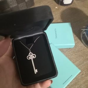 Tiffany fleur de lis key necklace platinum